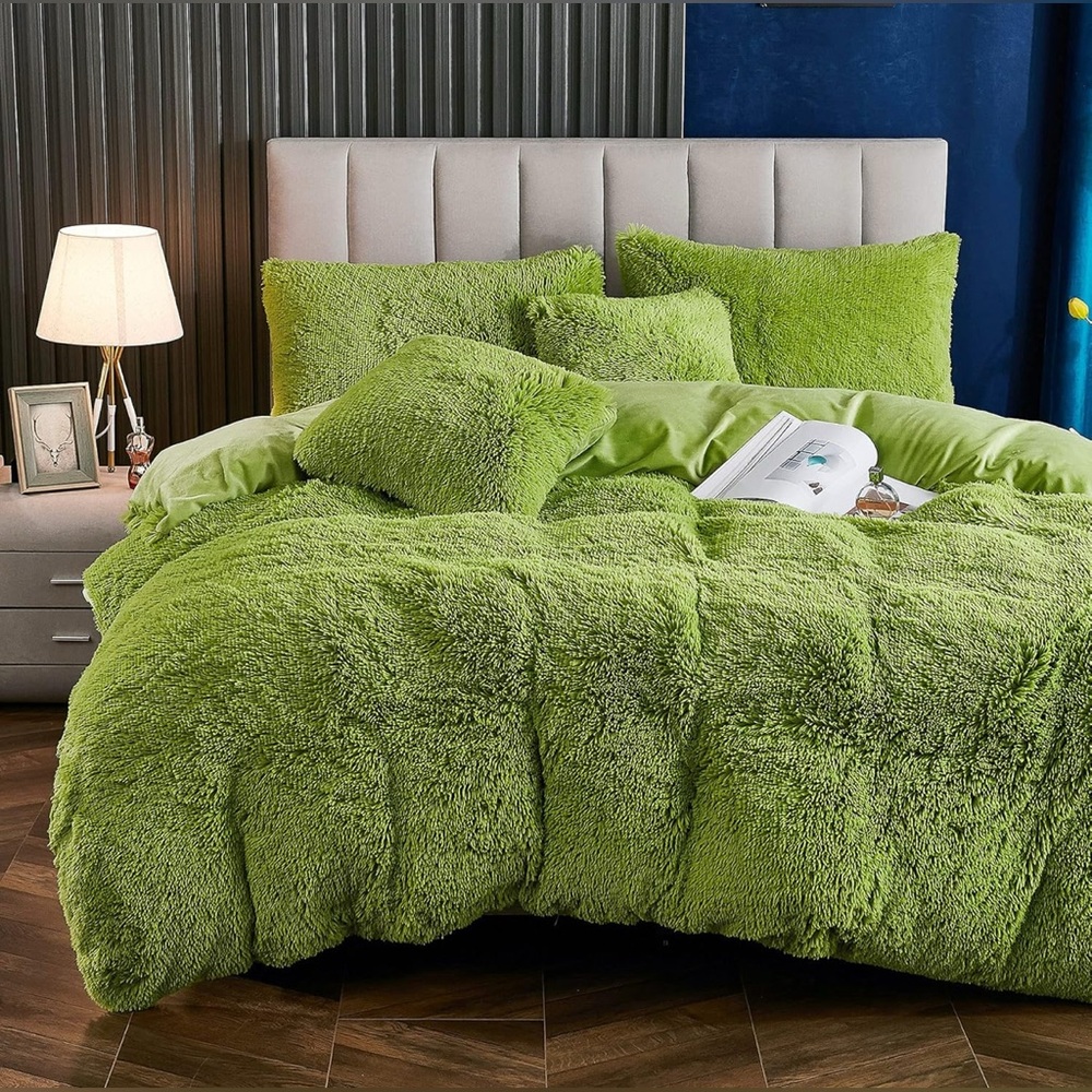 Grinch Soft and Warm Shaggy Duvet Cover Set - Full/Queen-Green-Good Condition🎄